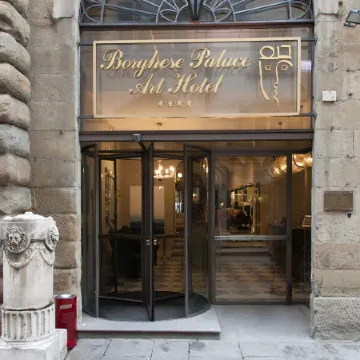 Borghese Palace Art Hotel