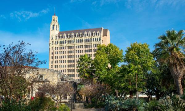 The Emily Morgan San Antonio - a DoubleTree by Hilton