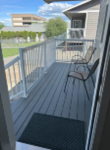 Classy and Cozy Brand New Townhouse!
