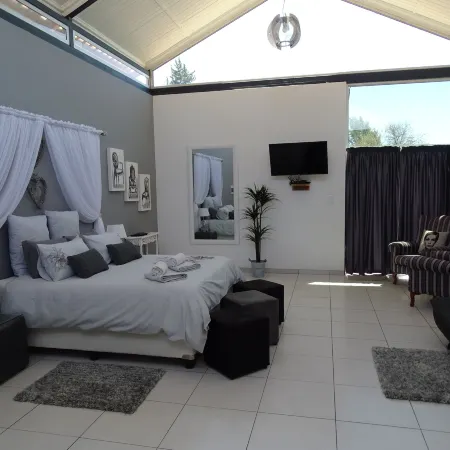 Eden Self Catering Chalets