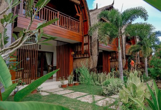 알디 홈스테이 정원