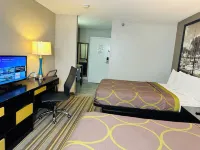 Delavan Inn and Suites Hotels in Delavan