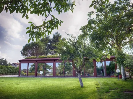 Villa dei Tigli Resort & Spa Отели рядом с достопримечательностью «Casa Natale di Padre Pio»