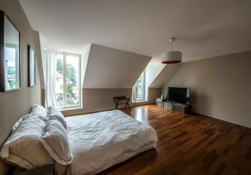 Lucerne Lake View Apartments