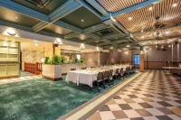 Oaks Townsville Hotel Hotels in South Townsville