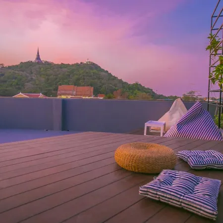 Chedi View Hostel