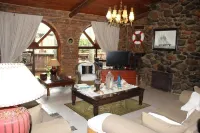 The Sabie Town House Guest Lodge Hotels in Ehlanzeni