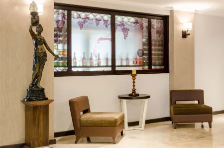 Taormina Hotel and Casino-Adults Only Отели в г. Санто Томас