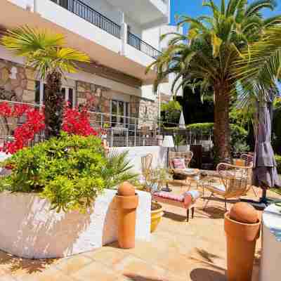 Hôtel La Villa Cap d'Antibes Hotel Exterior