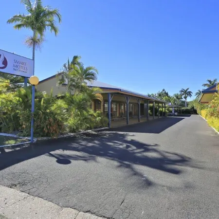 Smart Motels Bert Hinkler