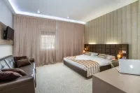 Royal Airport Hotel Hotels in 
