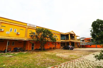 Ombey Guest House Hotel dekat Universitas Pertahanan Republik Indonesia