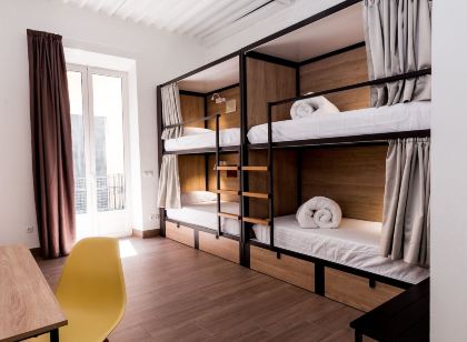 Hostel Nüt