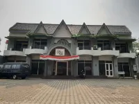 De'Qur Hotel Bandung Hotels near Upside Down World Bandung