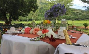 Twin Thorns Guesthouse