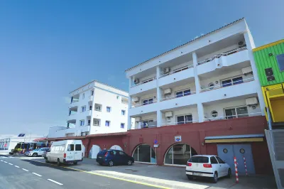 穆裡西公園公寓飯店 Castell de Vallgornera附近的飯店