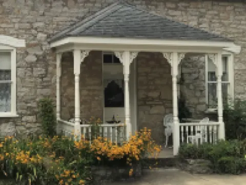 Corner George Inn Bed & Breakfast Hotels in Monroe County