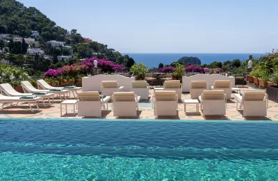 Sina Flora Hotels near Piazza Unberto I