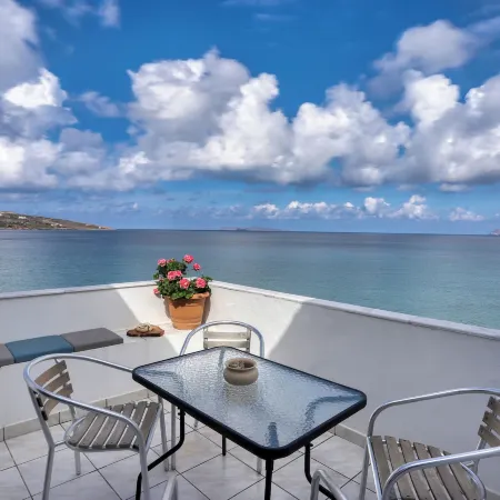 Blue Comfort Apartments Sitia