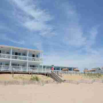 Ocean Surf Resort Hotel Exterior