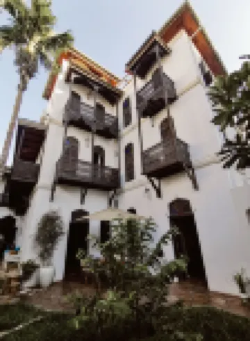 Kholle House