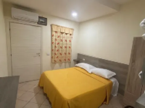 Crisan B&B Affittacamere Hotéis em Nola