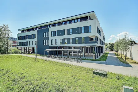 Bright: Rosenheim Aicherpark Отели рядом с достопримечательностью «Bad Aibling - Therapie & Wellness - H. Waldner»