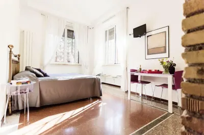 Maison Colosseo Guest House Via dei Querceti 24 Roma Hotel a Rione XIX Celio