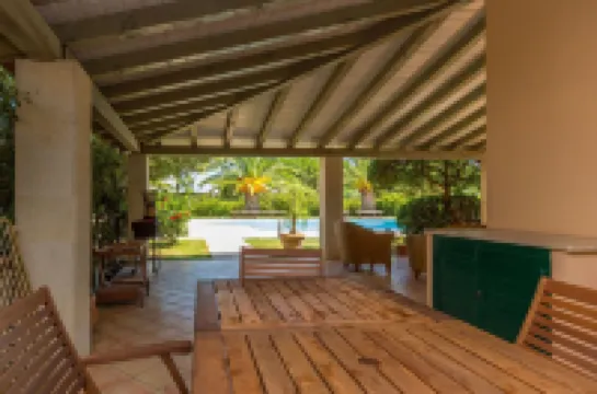 Villa Arenella Con Piscina by Wonderful Italy