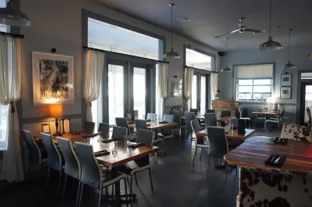 Hotel Whiskey in Pass Christian Отели в г. Пасс Крисчен