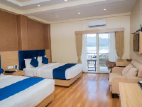 Majestic Lake Front Hotel & Suites Hotels in Kaski