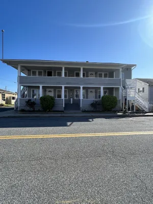 Crystal Sands Apartments