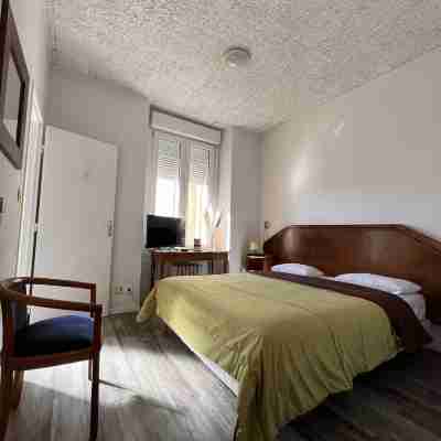 Hôtel De Champagne Rooms