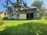 Jetson Suite at CrowNestFarm! Hiking and Wine Trails! Taughannock Falls State Park附近的飯店