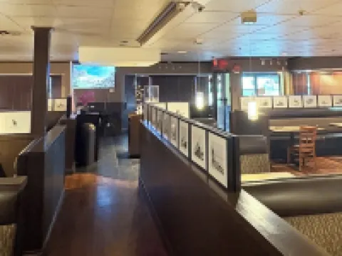 Art Infiniti Hotel Hotels in Maple Ridge