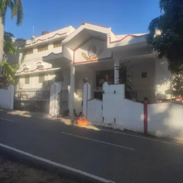 Hotel ST Thomas International Centre Отели рядом с достопримечательностью «Гора Святого Томаса»