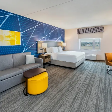 Comfort Inn  & Suites Hotels in Simcoe County