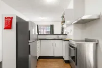 West End City 2BR Stay near UniSA