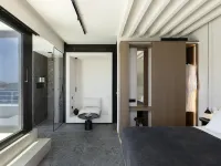 Cubic Mykonos Seafront Design Suites 鄰近奧諾斯海灘（Ornos）的酒店