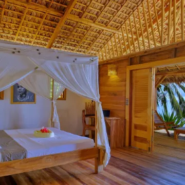 Manja Kely Lodge