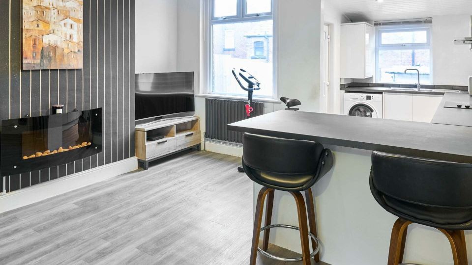 Host Stay Thurstane Street
