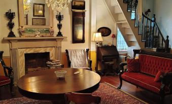 Lafleur Guest House