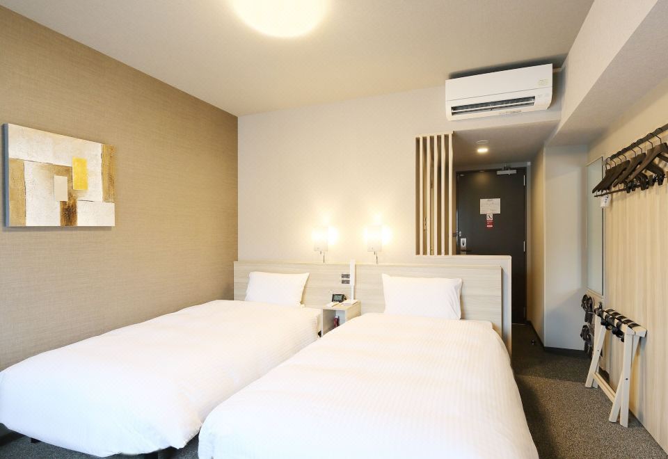 3. 호텔 루트 인 ..