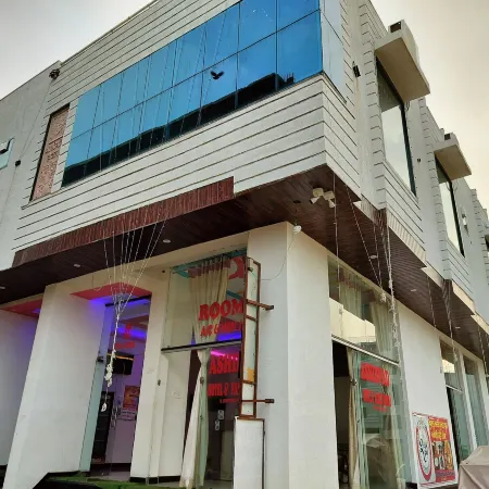Ashirwad Hotel