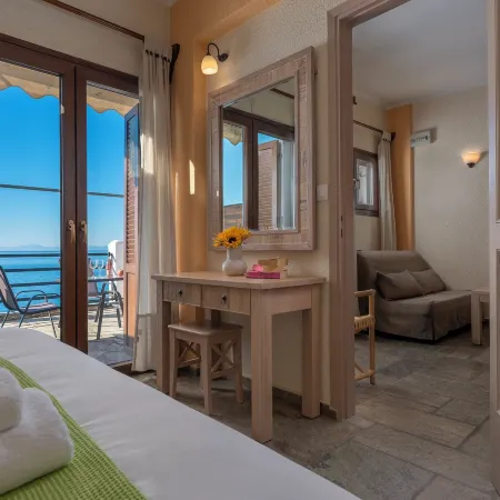 Agnanti Hotel Apartments