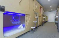 어반 큐브 호스텔 그라나다 Camping Reina Isabel 주변 호텔