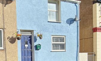 Stunning Sea View Blue Haven in Penmaenmawr