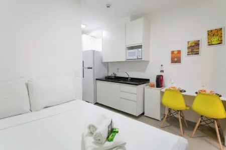 Praça Saúde by You - Studios Per Season Отели рядом с достопримечательностью «Зоопарк Сан-Паулу»