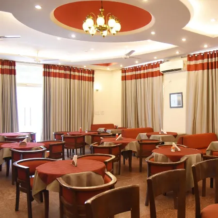 Surkhab Tourist Resort Отели в г. Сирса