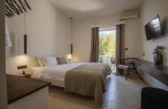 ELEONAS  bohotel